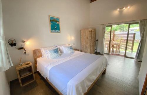 Paea House | Oceanfront Escape at Fare Noanoa - Guest Rated 9/10
