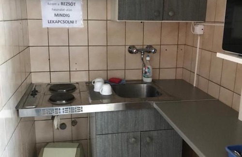Sopron House | FARKAS VENDÉGHÁZ: Family-Friendly Retreat with Kitchen Amenities