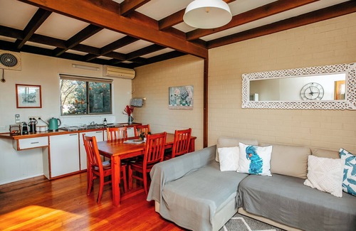 Candelo Apartment | Farm Escape for the whole family at Bumblebrook Farm Motel Unit 2. Pet Friendly