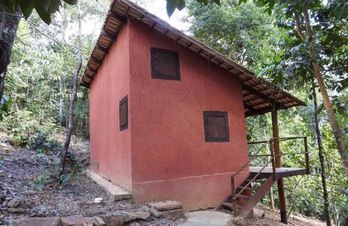 Old Town House | Relaxing Retreat: Farm Getaway 19km from Pirenopolis