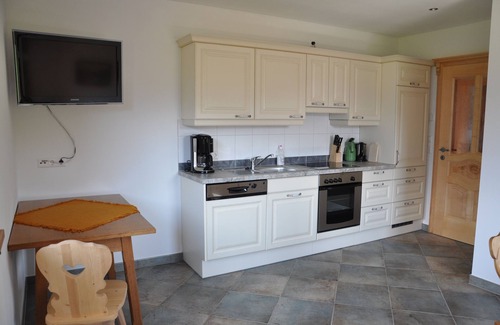 Mittersill Apartment | Perfect Farm Getaway: Self-Catering for 14 Guests