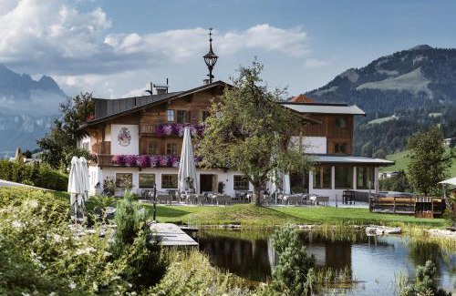 Fieberbrunn Hotel | Discover Hotel Chalets Grosslehen: 4-Star Oceanfront Retreat