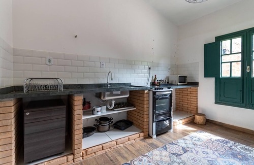 Sao Lourenco House | Relaxing Farm Stay in Pouso Alto MG with Breakfast Included