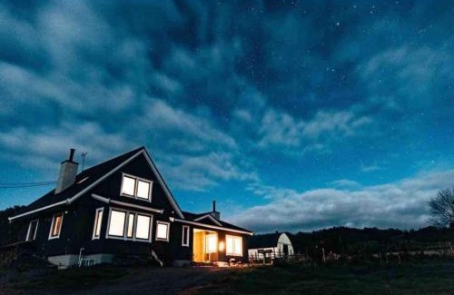 Tsurui House | Inviting Farm Inn Torch B - Family-Friendly Getaway