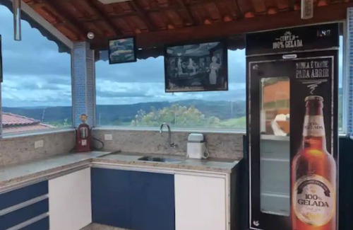 Itu House | Gated Community Retreat in Mairinque: Pet-Friendly Oasis