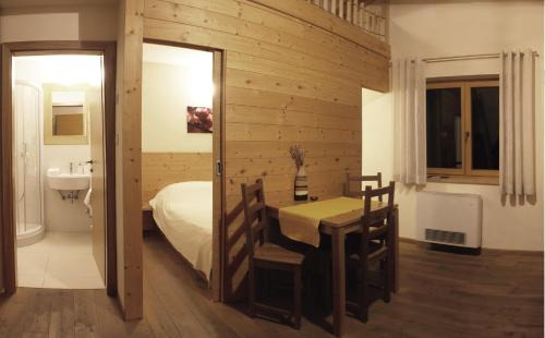 Hrusevlje House | Beachside Retreat at Farm Stay Šibav B&B - Guest Rated 9.8