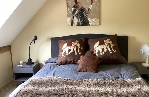 Tenbury Wells Cabin | Relaxing Farm Stay with Dark Skies and Scenic Walks