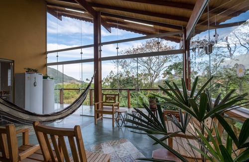 Caldas Cottage | Scenic Farm Retreat: Spacious Grounds Near Poços de Caldas