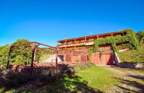 Sedlec House | Relax at Farma Ovčí Terasy: Guest Rated 9/10 & Child Friendly