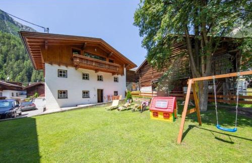 Soelden House | Top-Rated Farmerhouse by Northsouth Apartments - Pet Friendly