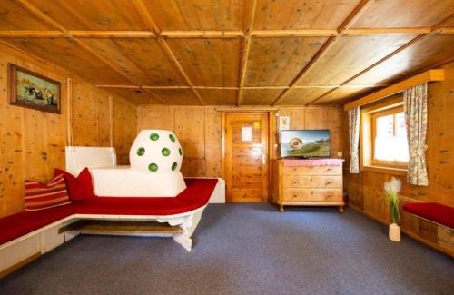 Soelden House | Top-Rated Farmerhouse by Northsouth Apartments - Pet Friendly