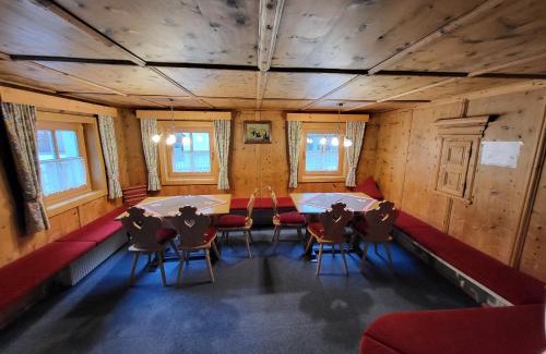 Soelden House | Top-Rated Farmerhouse by Northsouth Apartments - Pet Friendly