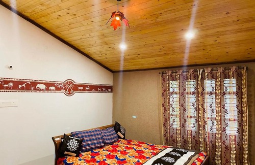 Krishnarajanagara House | Family-Friendly Comfort at Farmers Home Hotel