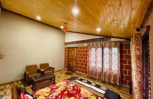 Krishnarajanagara House | Family-Friendly Comfort at Farmers Home Hotel