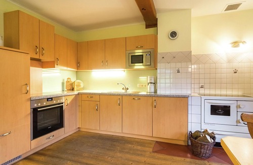 Maschl House | Cozy House Near Ski Area with Spa and Pet-Friendly Amenities