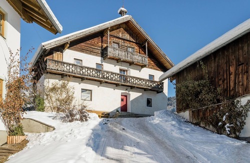 Maschl House | Cozy House Near Ski Area with Spa and Pet-Friendly Amenities