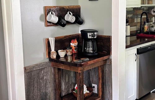 Piney Creek Other | Idyllic Farmhouse Near The New River, Piney Creek, NC