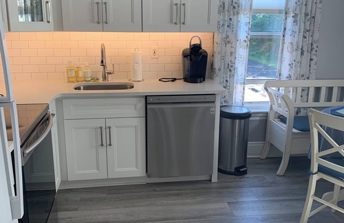 New Fairfield Apartment | Idyllic Farmhouse Apartment Near Candlewood Lake - 10/10 Rated