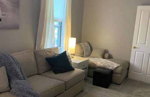 New Fairfield Apartment | Idyllic Farmhouse Apartment Near Candlewood Lake - 10/10 Rated
