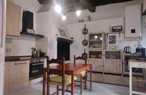 Pelago Apartment | Cozy Farmhouse Apartment: La Casa di Polly Awaits You