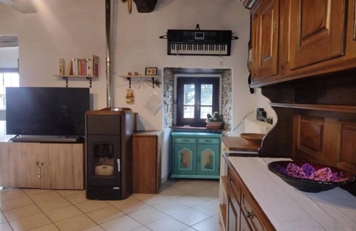 Pelago Apartment | Cozy Farmhouse Apartment: La Casa di Polly Awaits You