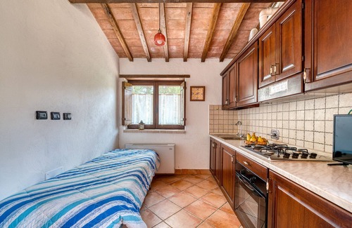Giano dell'Umbria Other | Cozy Farmhouse with Mountain View and Shared Pool