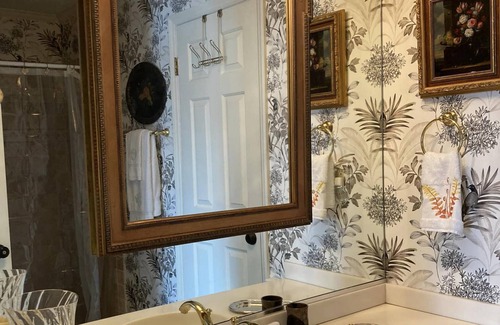 Mocksville Apartment | Cozy Farmhouse Retreat in Historic Mocksville, NC