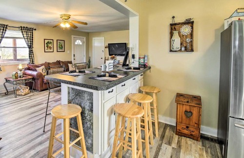 La Follette House | Cozy Farmhouse Near Norris Lake with Pet-Friendly Amenities