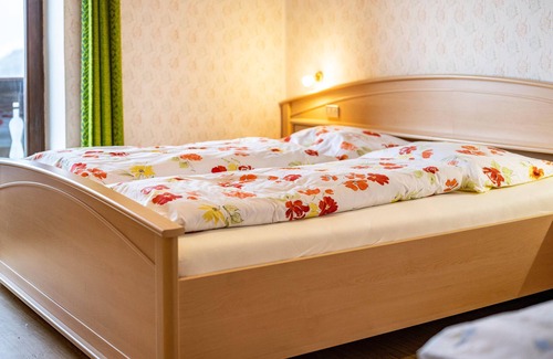Luson Other | Inviting Ferienwohnung Gatscherhof: Mountain View & Garden