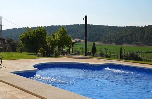 Valdetortola Cottage | Inviting Farmhouse Finca Buenavista with Pool & Spa for 4