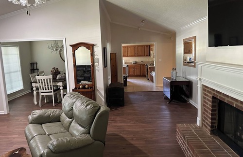 Clopton Other | Relaxing Country Home Retreat near Eufaula, Alabama