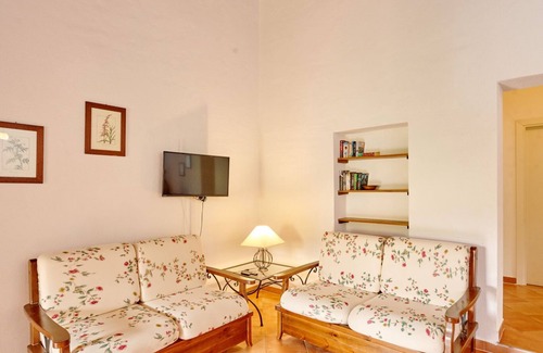 San Macario In Monte Apartment | Idyllic Farmhouse Il Canneto Apt. Moon Near Siena