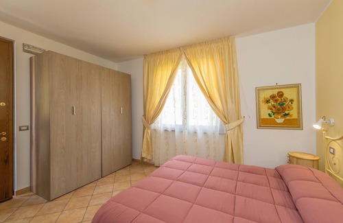 Campiglia Marittima Other | Inviting Stay at Farmhouse "Il Girasole - Cappero" with Pool