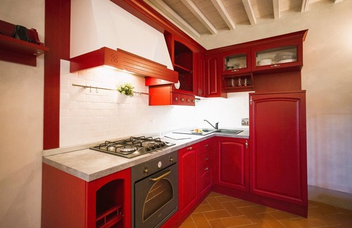 Ponte Buriano House | Inviting Farmhouse Retreat in Castiglion Fibocchi