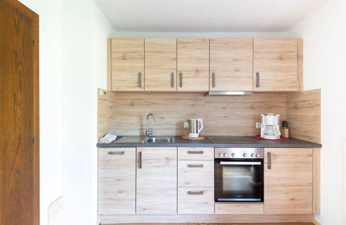 Itter Apartment | Cozy Apartment in Tyrol, Steps from the Mountain Railway