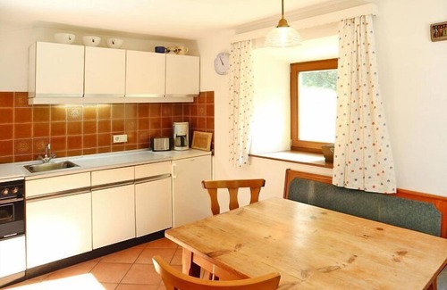 Koessen House | Cozy Holiday Home Grünbacher in Scenic Kössen