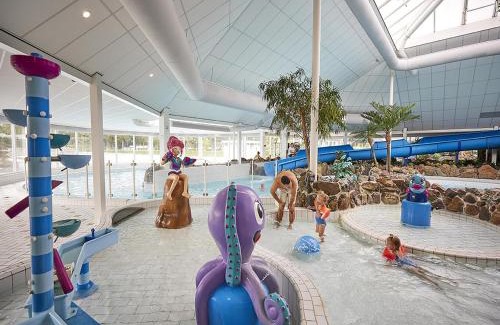 Roggel Villa | Relaxing Villa with Sauna & Bubble Bath in Limburg