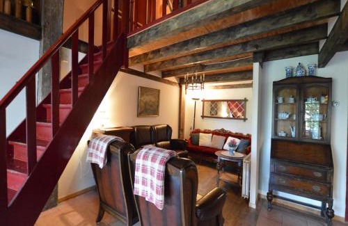 Municipality of Bergen op Zoom House | Farmhouse in Nieuwleusen near Lake and Nature, cleaning included
