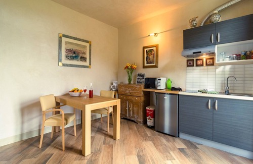 Vitolini House | Guest Rated 9.4: Belvilla by OYO Gioconda with Pool & Breakfast