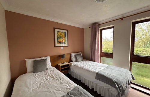 Dunmow Hotel | Welcome to Farmhouse Inn: Family-Friendly Retreat Awaits