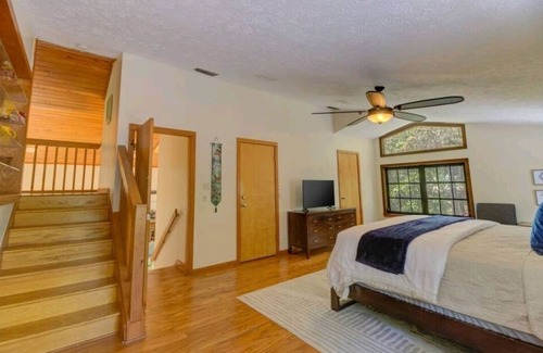 Palm City Other | Pet-Friendly Farmhouse with Pool Table & Movie Room