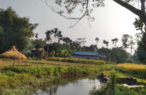 Jhapa House | Charming Farmhouse Retreat with Family-Friendly Amenities