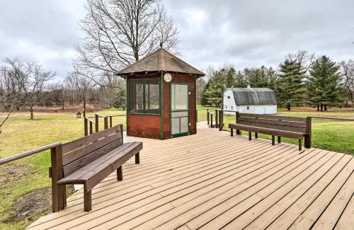Pickerington House | Idyllic 5-Acre Retreat with Hiking and Pet-Friendly Perks