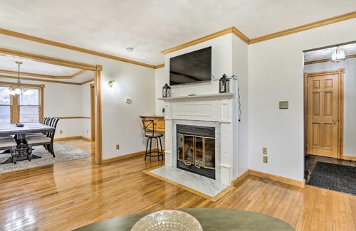 Pickerington House | Idyllic 5-Acre Retreat with Hiking and Pet-Friendly Perks
