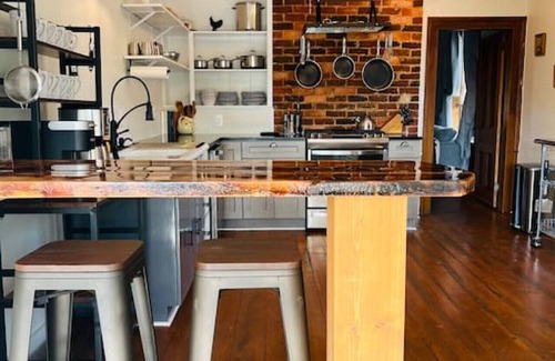 Luray Apartment | Idyllic Farmhouse on Ranch: Experience Horses & Mountains