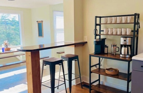 Luray Apartment | Idyllic Farmhouse on Ranch: Experience Horses & Mountains