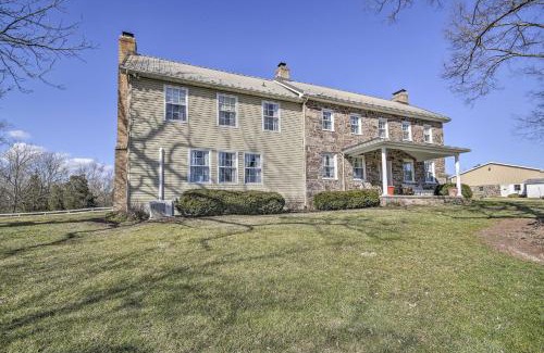 Taneytown House | Family-Friendly Farmhouse by the River, Near Liberty Mountain