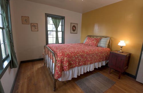 Vanderpool Other | Scenic FarmHouse on the Creek - Guest Rated 9.8/10