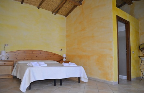 Galtelli Other | Experience Farmhouse Rubinu - Ghiniperu Getaway Awaits