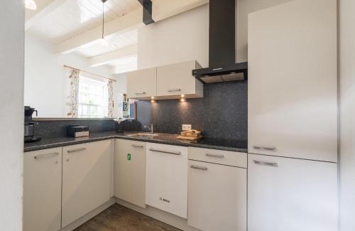 Montfoort House | Farmhouse with terrace in Montfoort, cleaning included